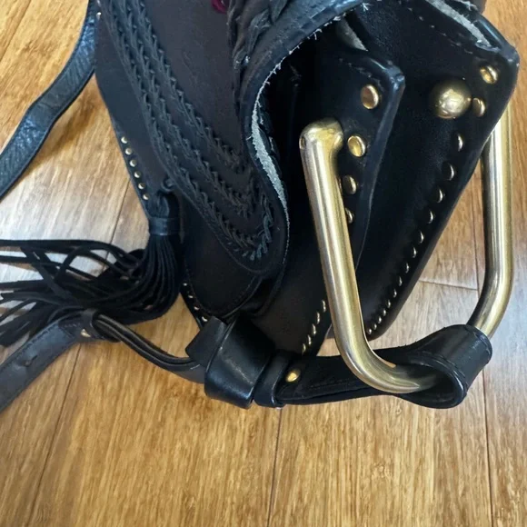 Chloe Hudson Black Braided Leather Crossbody Bag - Picture 4 of 7